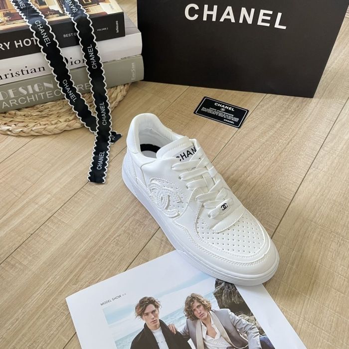 Women's flat sneaker shoes,size 35-42, SS80-33-37