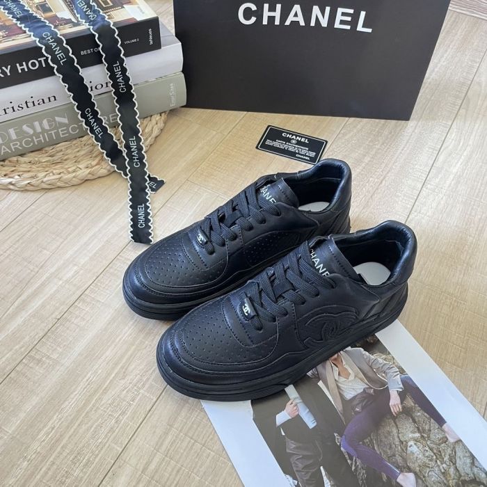 Women's flat sneaker shoes,size 35-42, SS80-33-37