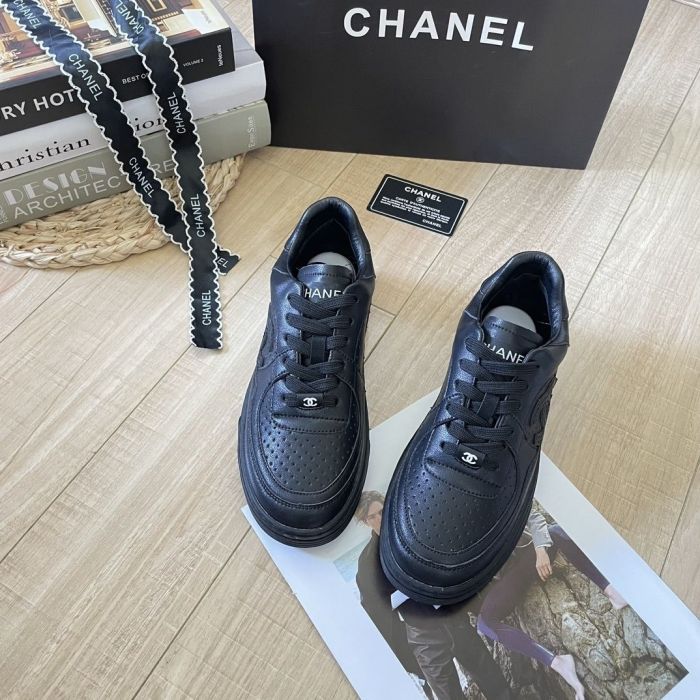 Women's flat sneaker shoes,size 35-42, SS80-33-37
