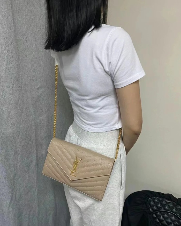 Leather bag ,AAAAA ,no box, with dust bag. size 19*11cm,no box, B110-288