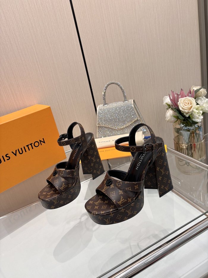 High quality women heel shoes,heel 12cm  size 34-41, SS138-178