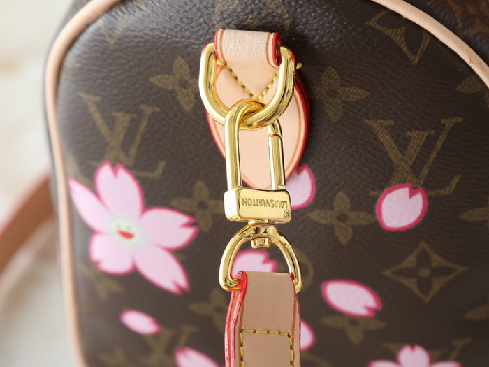 Split leather bag ,4A ,size 25x19x15cm,no box,  B80-144