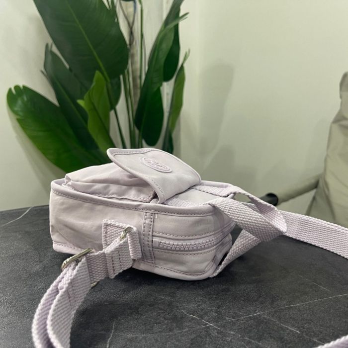 Nylon canvas Single-shoulder bag, crossbody bag，Size 18*12*6.5cm.B50-110-122