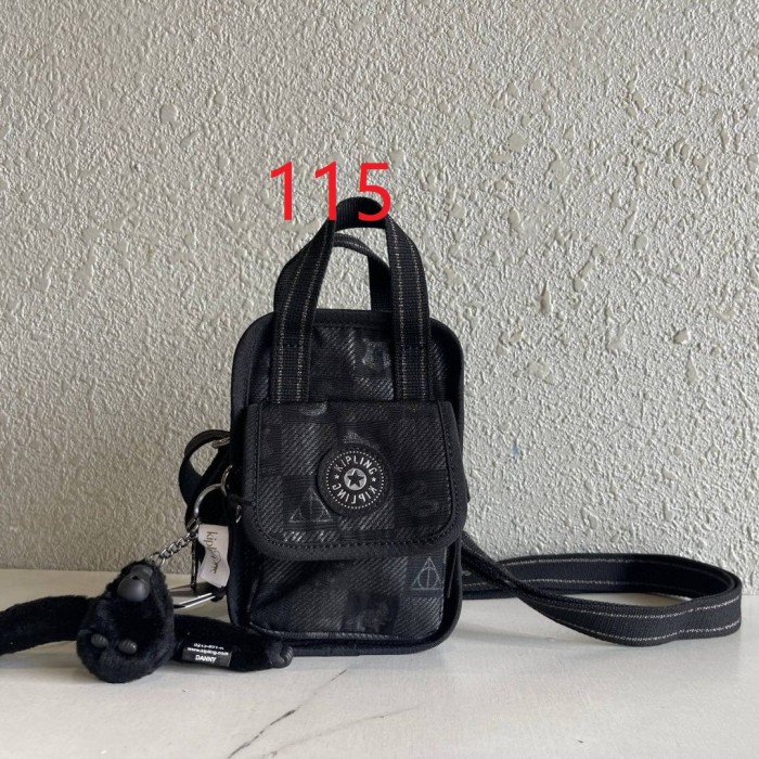 Nylon canvas Single-shoulder bag, crossbody bag，Size 18*12*6.5cm.B50-110-122
