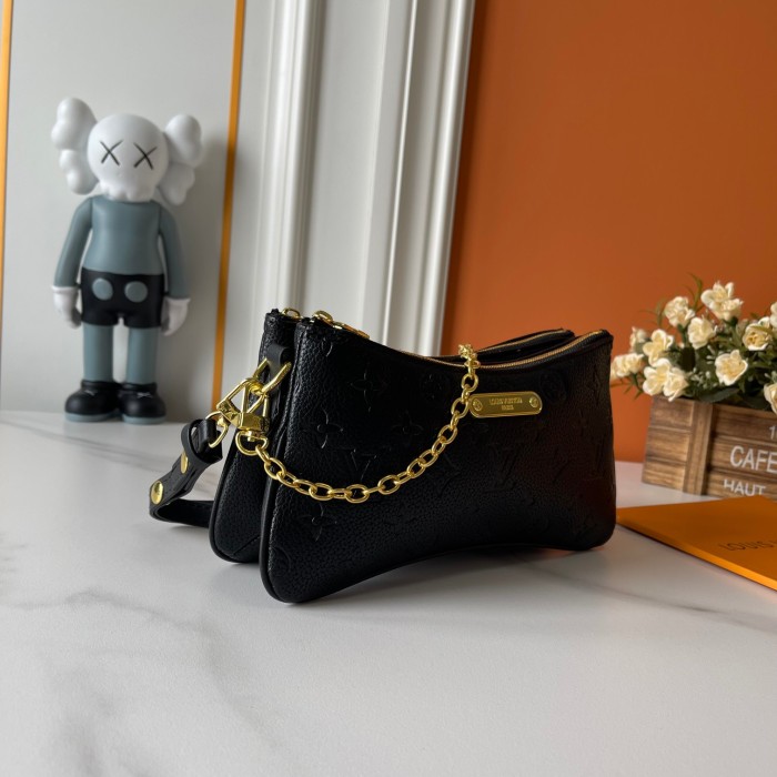 Split leather bag ,5A ,size 24.5x13.5x6.5cm,no box,  B88-278
