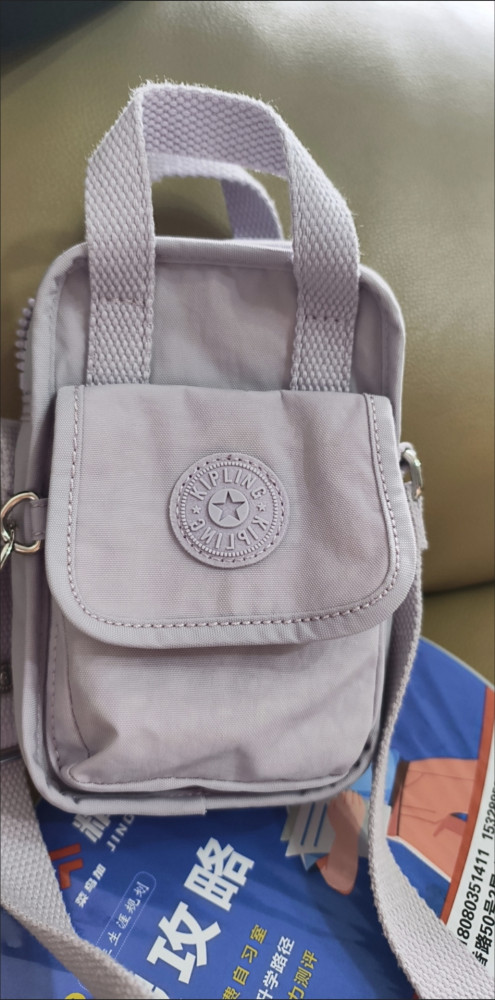 Nylon canvas Single-shoulder bag, crossbody bag，Size 18*12*6.5cm.B50-110-122