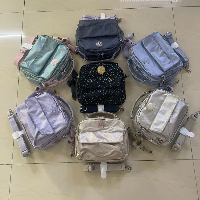 Nylon canvas Single-shoulder bag, crossbody bag,Size 21*10*24cm.B50-98-109