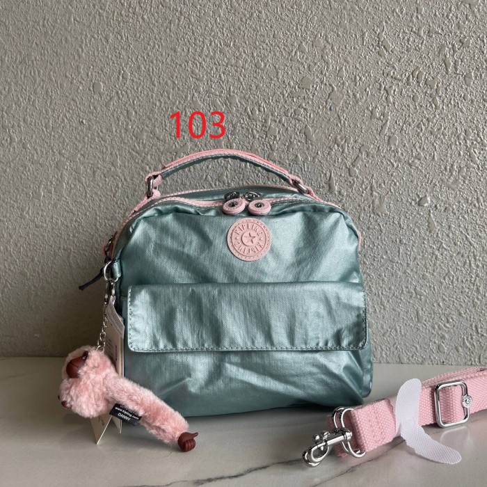 Nylon canvas Single-shoulder bag, crossbody bag，Size 21*10*24cm.B50-98-109