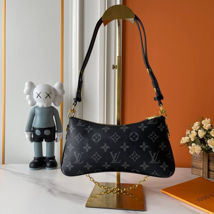 Split leather bag ,5A ,size 24.5x13.5x6.5cm,no box,  B88-277