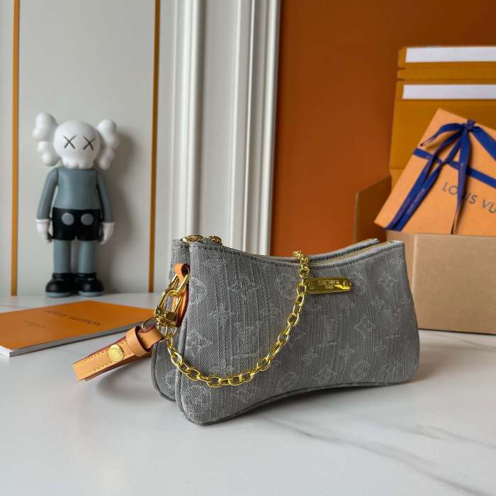 Split leather denim bag ,5A ,size 24.5x13.5x6.5cm,no box,  B88-274