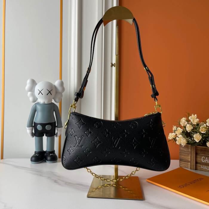 Split leather bag ,5A ,size 24.5x13.5x6.5cm,no box,  B88-278
