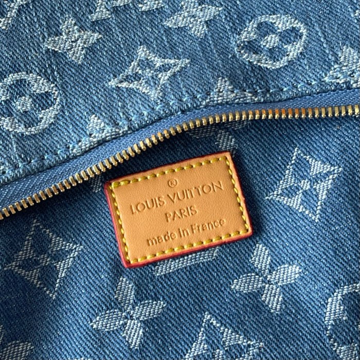 Split leather denim bag ,5A ,size 24.5x13.5x6.5cm,no box,  B88-275