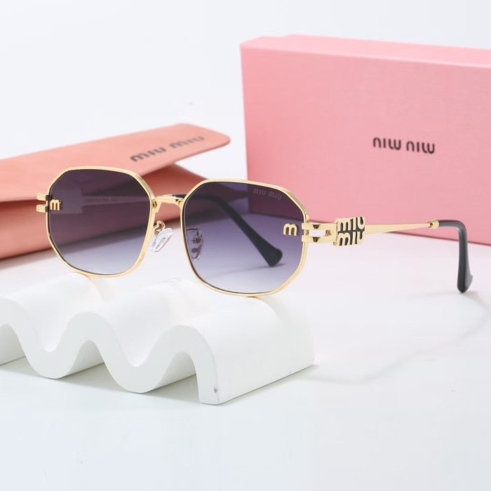 Blue light blocking sunglasses with the box and case ,G25-1792-1795