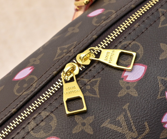 Split leather bag ,4A ,size 45x27x20cm,no box,  B98-134