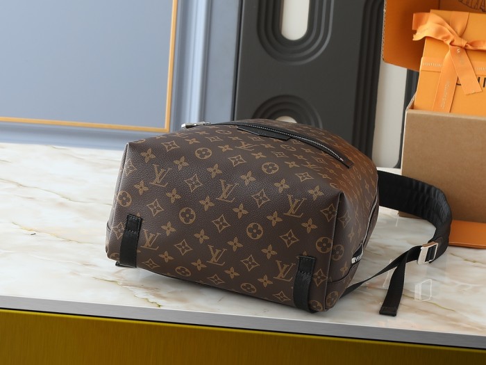 Leather bag ,5A ,size 38x13x28cm,no box,  B110-306-309