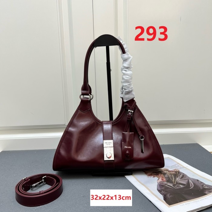 Leather bag ,5A ,size 32x22x13cm,no box,  B110-293