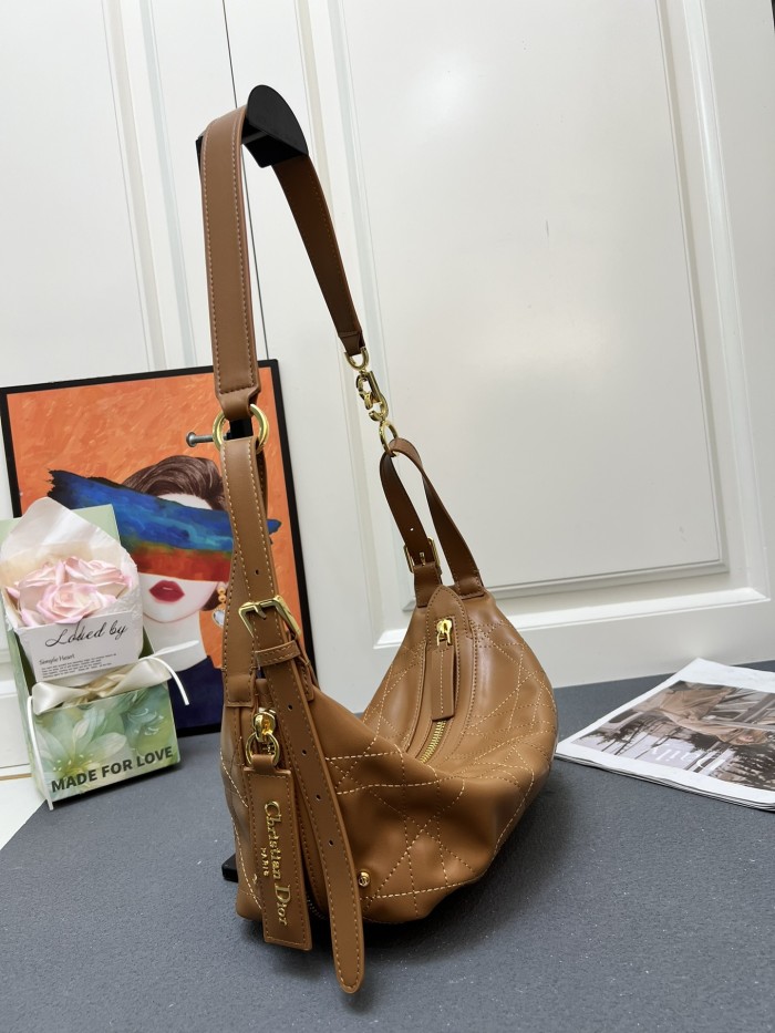 Leather bag ,5A ,size 33x16x15cm,no box,  B110-304