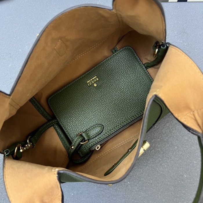 Leather bag ,5A ,size 27.5x21x16cm,no box,  B110-328