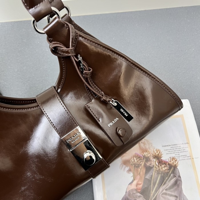 Leather bag ,5A ,size 32x22x13cm,no box,  B110-292