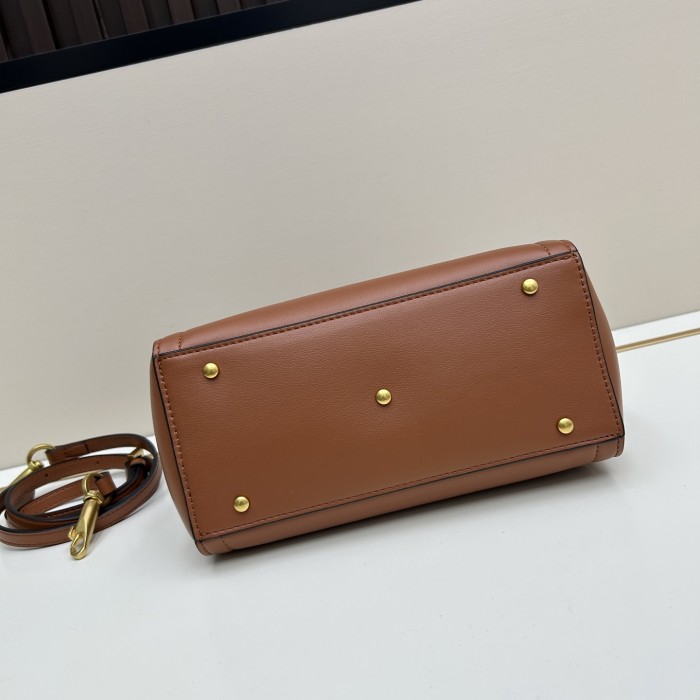 Leather bag ,5A ,size 22x19x12cm,no box,  B110-302