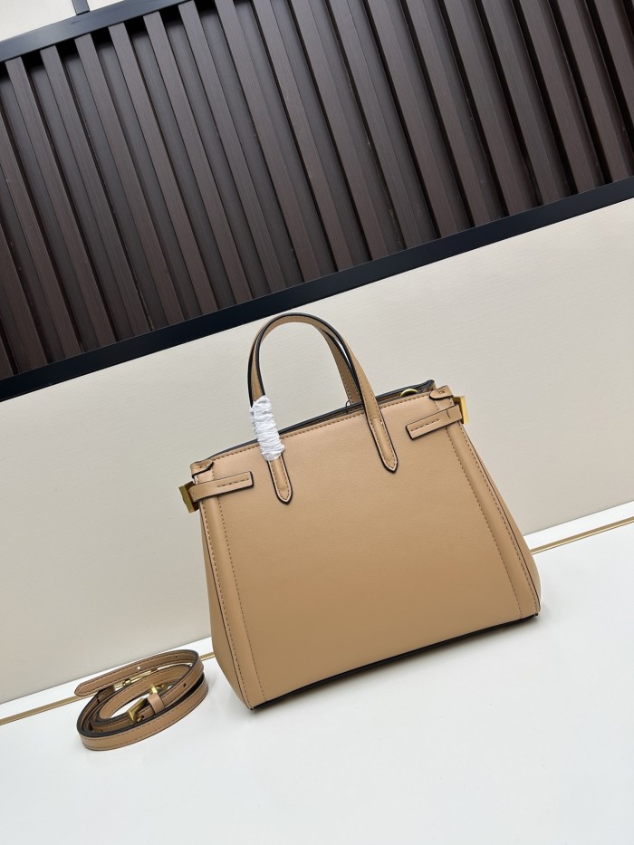Leather bag ,5A ,size 22x19x12cm,no box,  B110-303