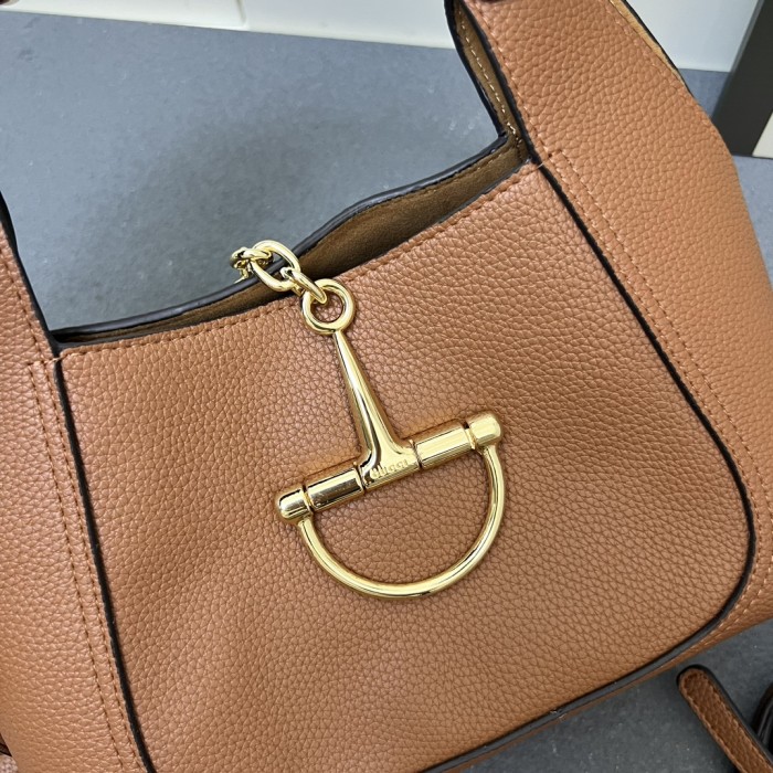 Leather bag ,5A ,size 27.5x21x16cm,no box,  B110-333