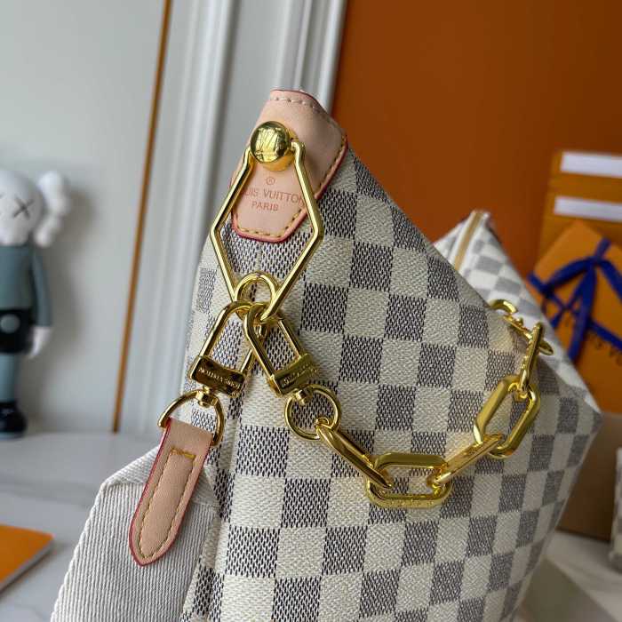 Leather bag ,5A ,size 38x33x10cm,no box,  B110-314