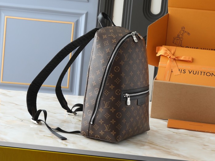Leather bag ,5A ,size 38x13x28cm,no box,  B110-306-309