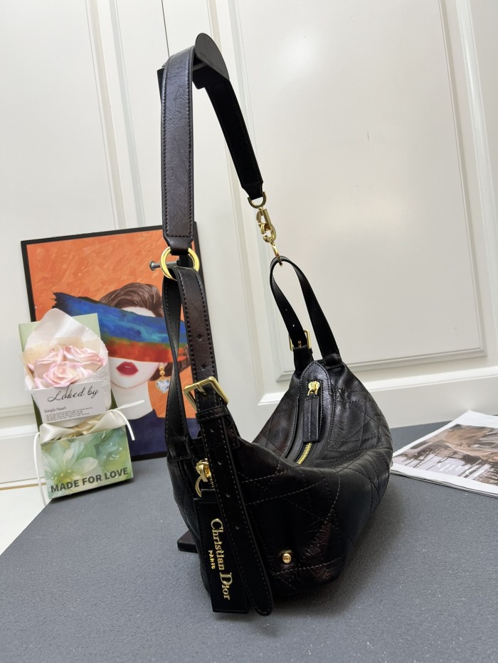 Leather bag ,5A ,size 33x16x15cm,no box,  B110-305