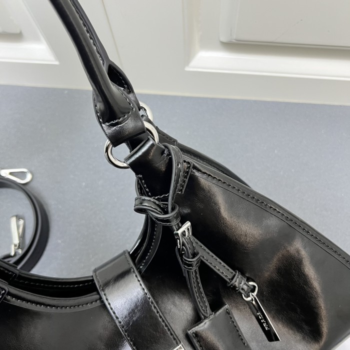 Leather bag ,5A ,size 32x22x13cm,no box,  B110-290