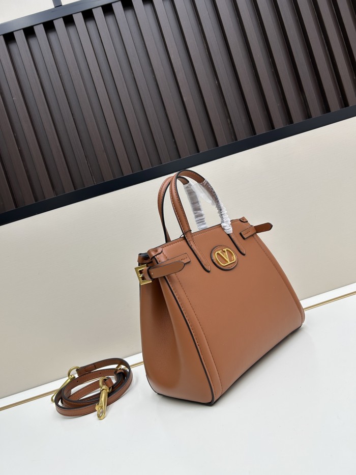 Leather bag ,5A ,size 22x19x12cm,no box,  B110-302