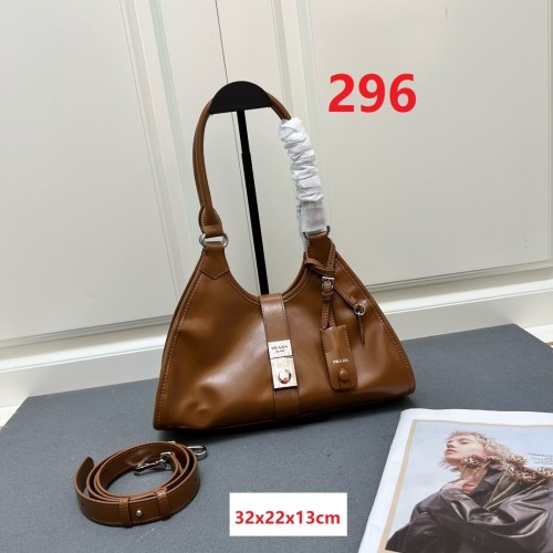 Leather bag ,5A ,size 32x22x13cm,no box,  B110-296