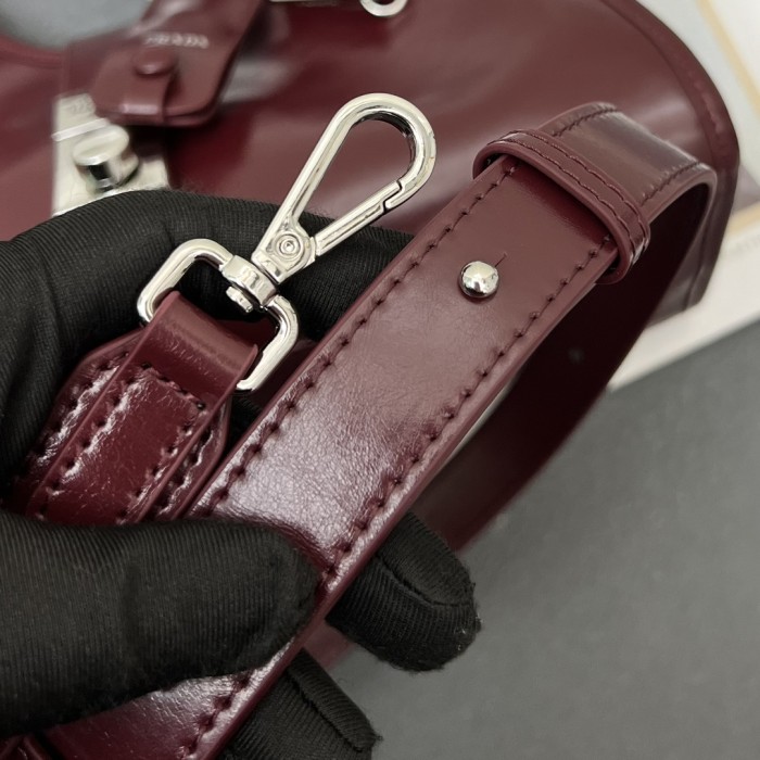 Leather bag ,5A ,size 32x22x13cm,no box,  B110-293
