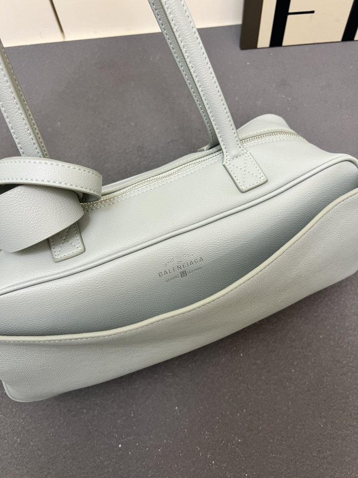Leather bag ,5A ,size 30x11x11cm,no box,  B130-86