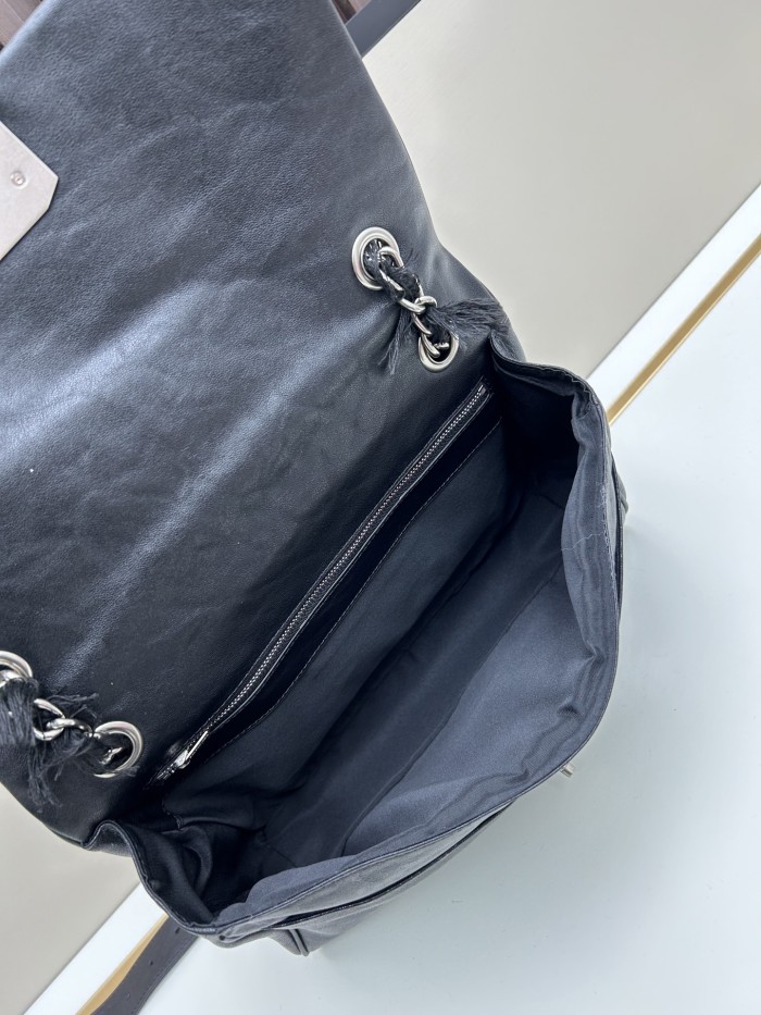 Leather bag ,5A ,size 33x19x8cm,no box,  B130-77