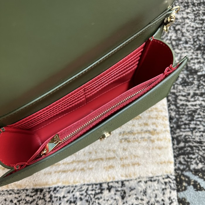 Leather bag ,5A ,size 23.5x6x14cm,with box,  B110-341