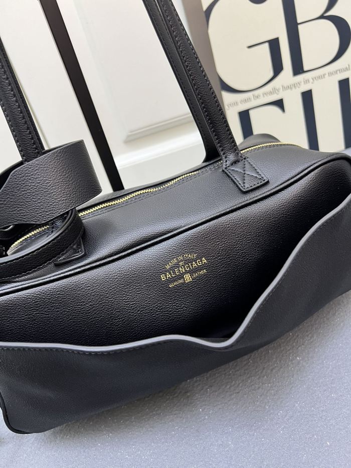 Leather bag ,5A ,size 30x11x11cm,no box,  B130-83