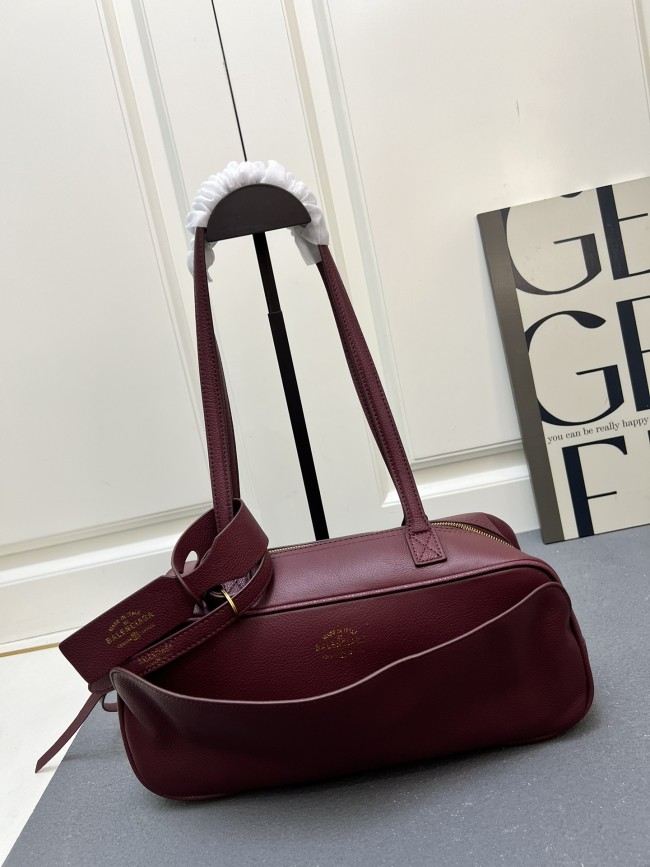 Leather bag ,5A ,size 31x12x12cm,no box,  B130-80