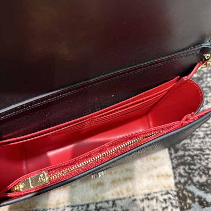 Leather bag ,5A ,size 23.5x6x14cm,with box,  B110-352