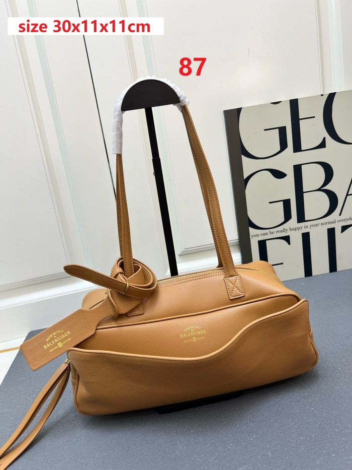 Leather bag ,5A ,size 30x11x11cm,no box,  B130-87