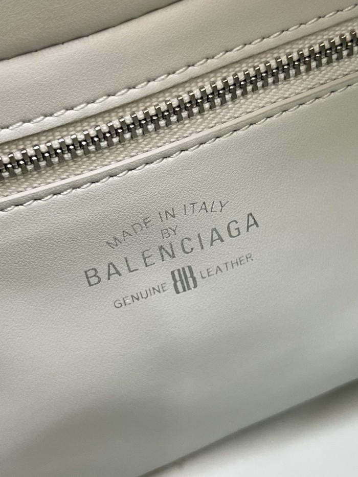 Leather bag ,5A ,size 30x11x11cm,no box,  B130-84