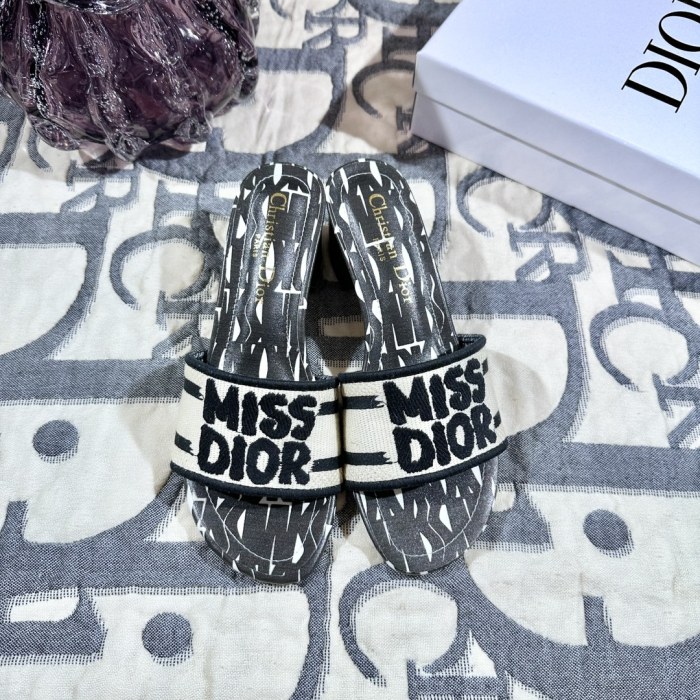 Women heel slipper shoes,  size 35-42, SS50-1789