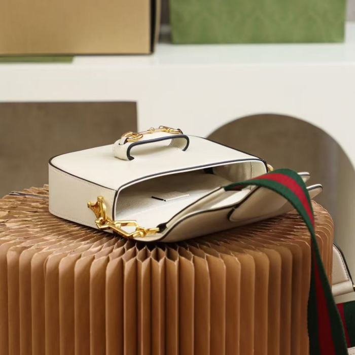 Split leather bag ,4A ,size 20*14*5cm, no box,  B88-289