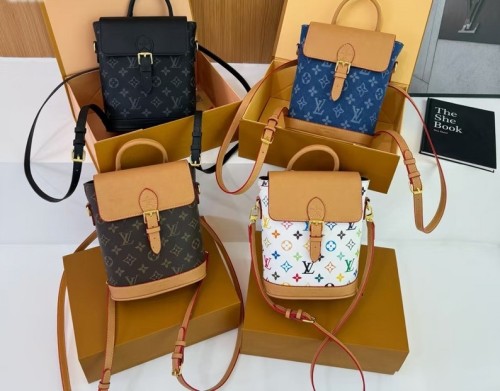 PU leather bag ,budget ,no box, size 20x23x8cm, B35-198-201
