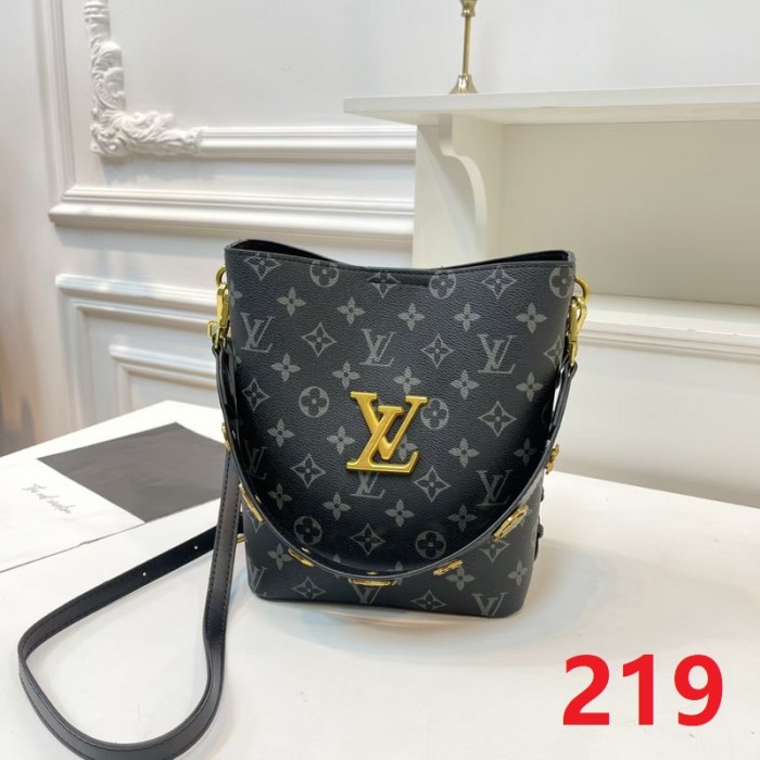 PU leather bag ,budget ,no box, size 24x23x12cm, B35-216-221