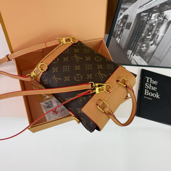 PU leather bag ,budget ,no box, size 20x23x8cm, B35-198-201