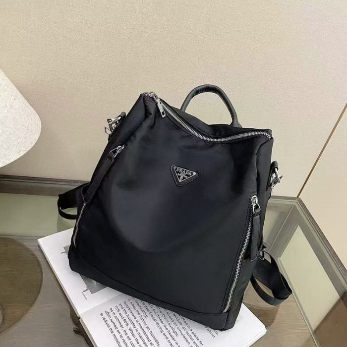 Nylon bag ,budget ,no box, size 32x35x15cm, B35-222