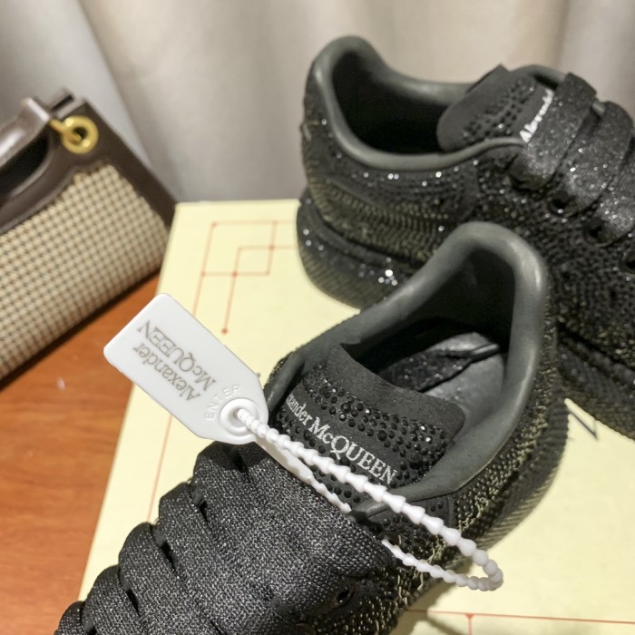 Women's men flat sneaker shoes,size 35-45, SS80-81-82