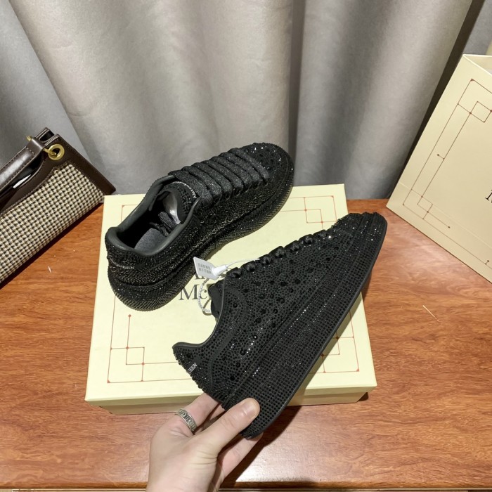 Women's men flat sneaker shoes,size 35-45, SS80-81-82