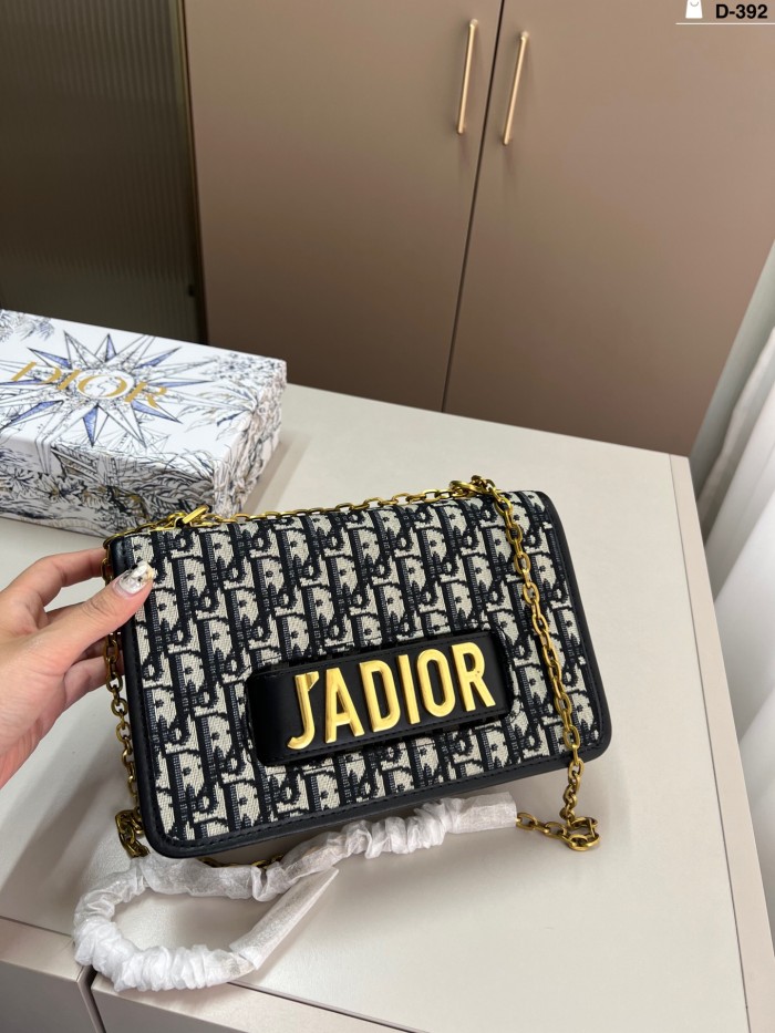 Split leather bag ,3A ,no box, size 25x14cm, B68-148-150
